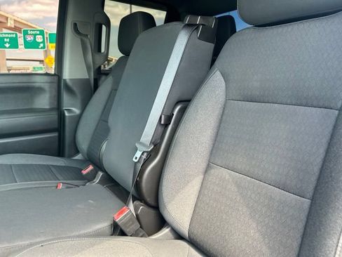 Used 2020 Chevrolet Silverado 1500 LT AWD/4WD image 35
