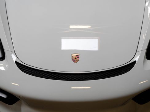 Used 2021 Porsche 718 Boxster Spyder image 21