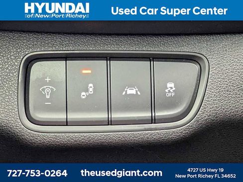 Used 2019 Hyundai Santa Fe SE FWD image 25