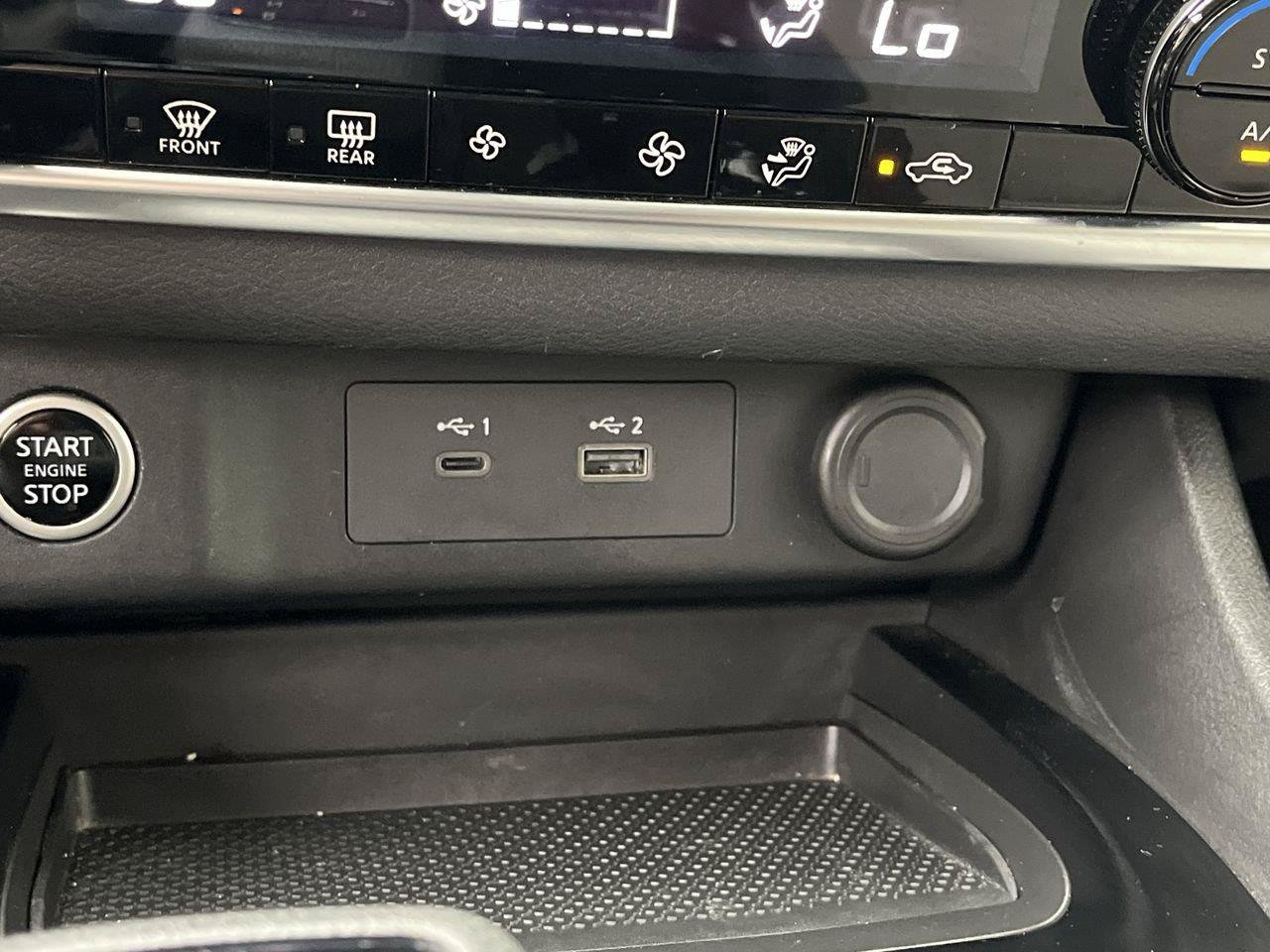 Used 2023 Nissan Rogue SV AWD/4WD image 24