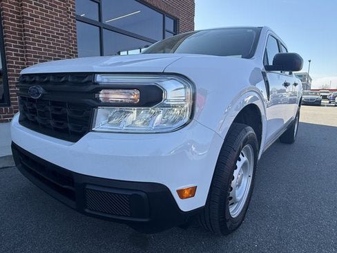 Used 2024 Ford Maverick XL w/ Equipment Group 100A Standard AWD/4WD image 10