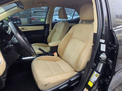 Used 2017 Toyota Corolla LE image 6