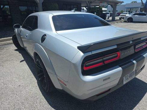 Used 2020 Dodge Challenger SRT Hellcat Redeye RWD image 4