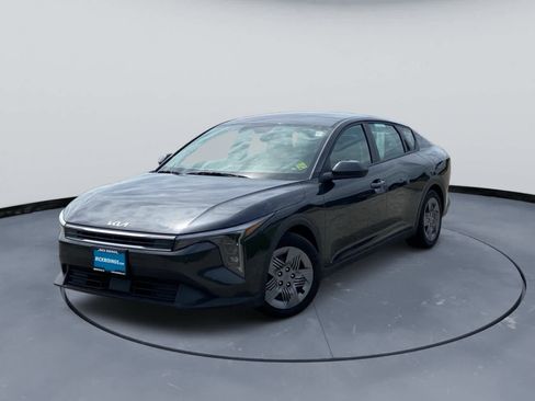 Used 2025 Kia K4 FWD image 9