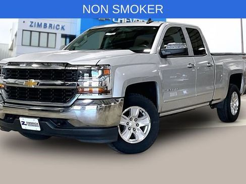 Used 2018 Chevrolet Silverado 1500 LT AWD/4WD image 3