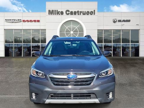 Used 2020 Subaru Outback Limited w/ Popular Package #2 AWD/4WD image 2