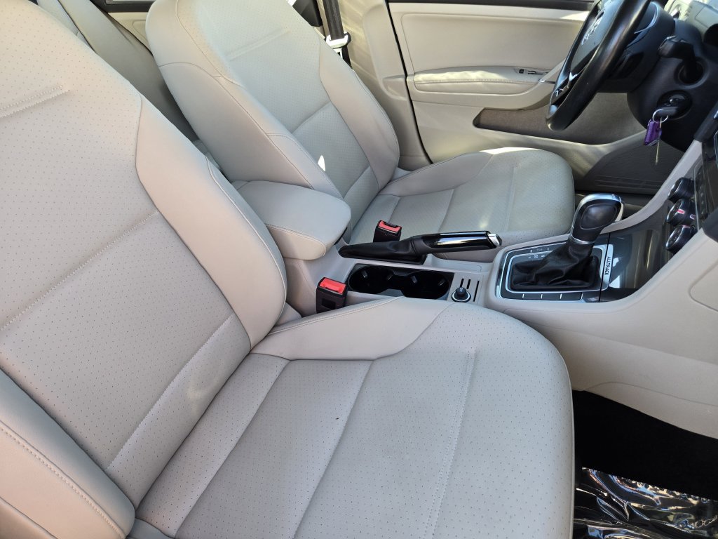 Used 2017 Volkswagen Golf Alltrack S AWD/4WD image 15