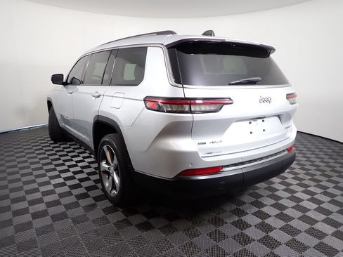 Used 2021 Jeep Grand Cherokee L Limited AWD/4WD image 11