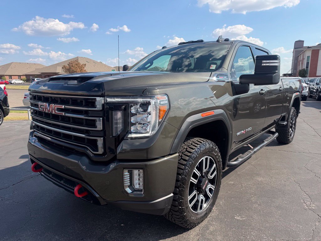 Used 2022 GMC Sierra 2500 AT4 w/ Driver Alert Package I AWD/4WD image 10