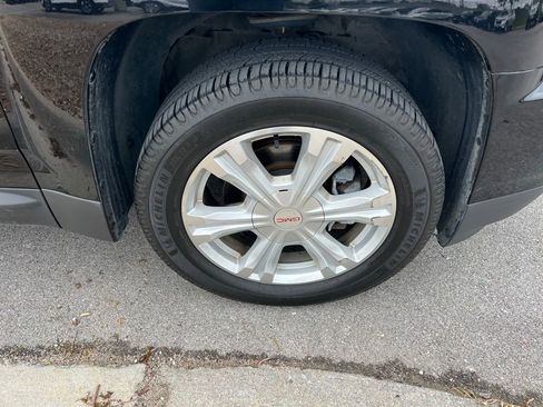 Used 2017 GMC Terrain SLE AWD/4WD image 11