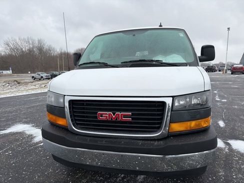 Used 2023 GMC Savana 2500 Work Van w/ Driver Convenience Package image 9