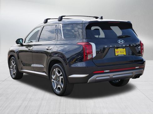 Certified 2023 Hyundai Palisade Limited AWD/4WD image 5