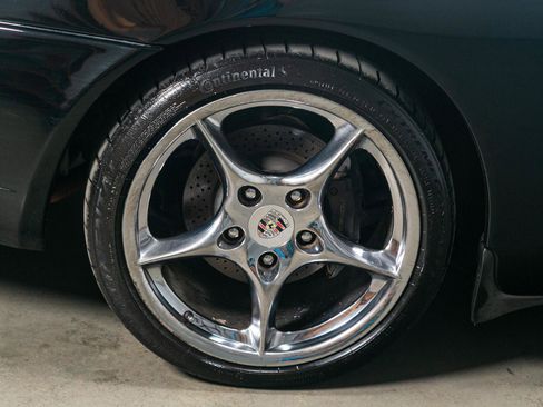 Used 2001 Porsche 911 Carrera image 19