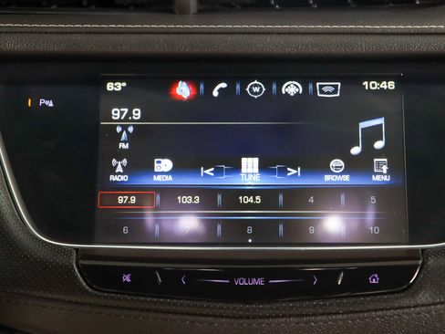 Used 2018 Cadillac XT5 FWD w/ LPO, Wheel Lock Package image 19