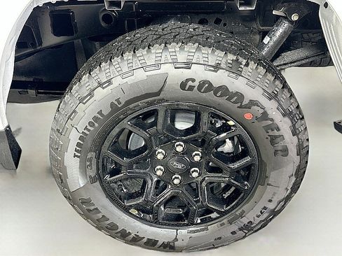 New 2025 Ford F150 XLT w/ Equipment Group 302A MID image 19