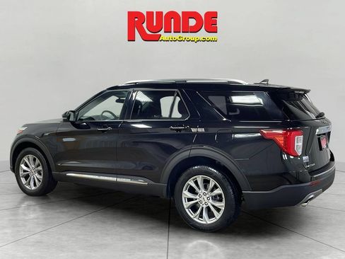 Used 2023 Ford Explorer Limited w/ Equipment Group 301A AWD/4WD image 3