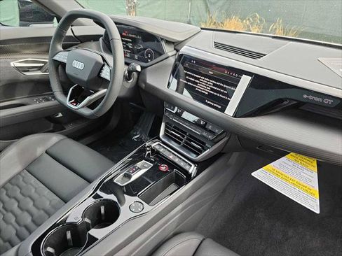 New 2026 Audi S e-tron GT Premium Plus image 10