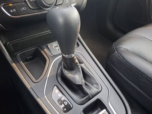 Certified 2021 Jeep Cherokee Latitude Lux image 14