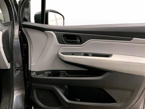 Used 2019 Honda Odyssey EX image 23