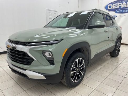 New 2026 Chevrolet TrailBlazer LT w/ Convenience Package AWD/4WD image 18