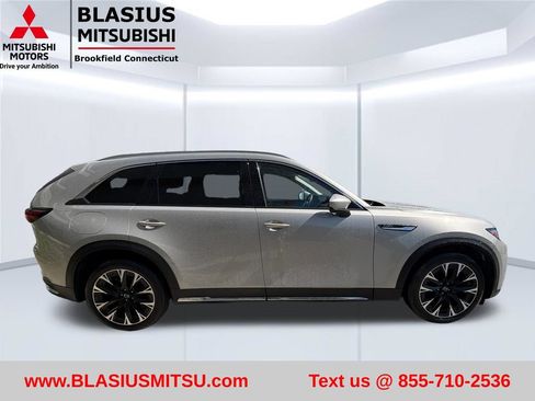 Used 2024 MAZDA CX-90 Plug-In Hybrid w/ Premium Pkg AWD/4WD image 7