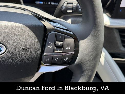 New 2026 Ford Explorer Platinum AWD/4WD image 23