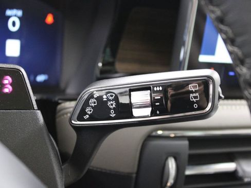 New 2026 Lincoln Corsair Reserve image 41