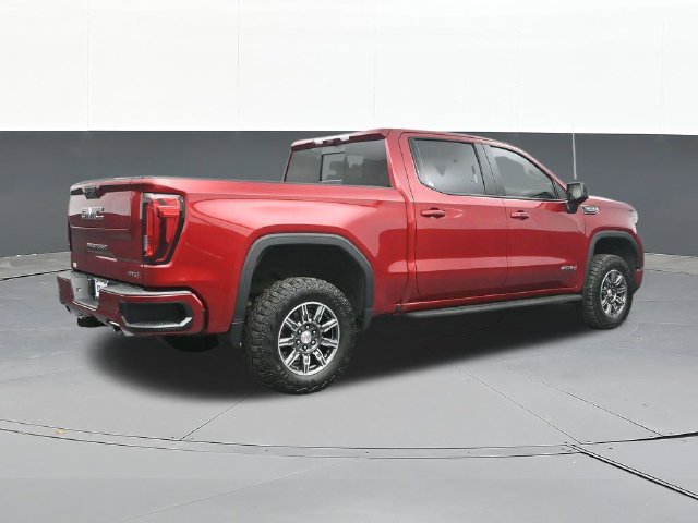 Used 2024 GMC Sierra 1500 AT4 w/ Technology Package AWD/4WD image 14