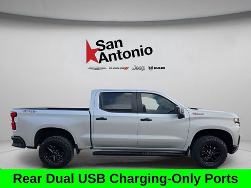 Used 2022 Chevrolet Silverado 1500 LT Trail Boss image 9