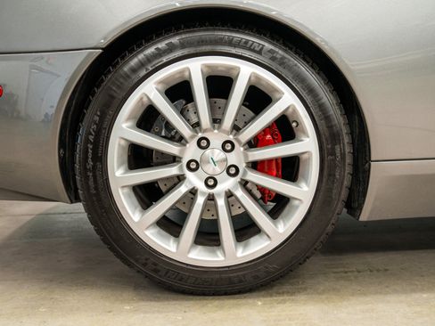 Used 2003 Aston Martin Vanquish RWD image 38