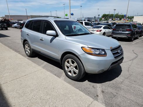 Used 2009 Hyundai Santa Fe Limited FWD image 7