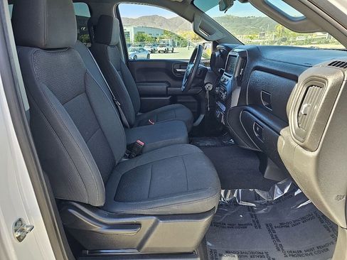 Used 2021 Chevrolet Silverado 1500 Custom w/ Safety Confidence Package image 17