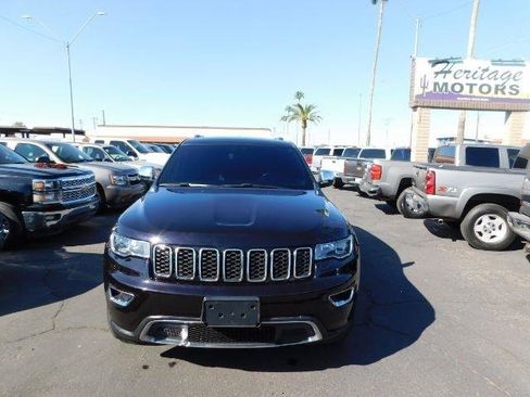 Used 2020 Jeep Grand Cherokee Limited AWD/4WD image 2
