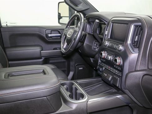 Used 2022 GMC Sierra 1500 AT4 w/ AT4 Premium Package image 19