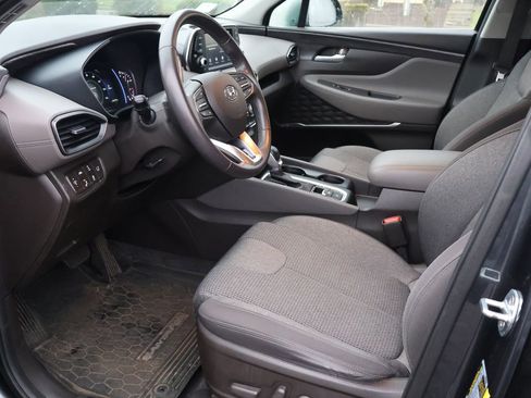 Used 2020 Hyundai Santa Fe SEL w/ Convenience Package image 4