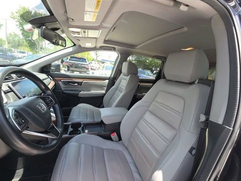 Used 2018 Honda CR-V Touring image 10