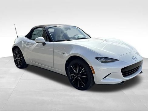 New 2026 MAZDA MX-5 Miata Grand Touring RWD image 7