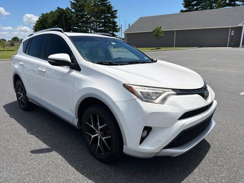 Used 2016 Toyota RAV4 SE w/ Advanced Technology Package AWD/4WD image 7