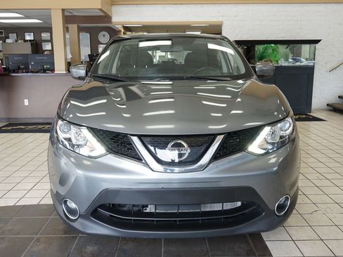 Used 2018 Nissan Rogue Sport SV image 19