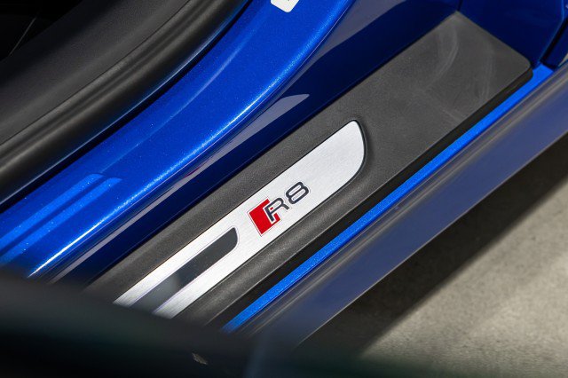 Used 2018 Audi R8 V10 AWD/4WD image 44