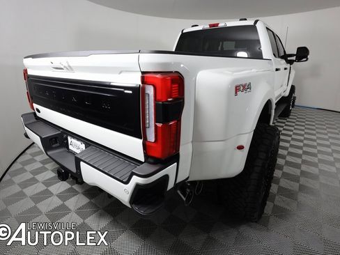 Used 2025 Ford F450 Platinum w/ Platinum Plus Package image 5