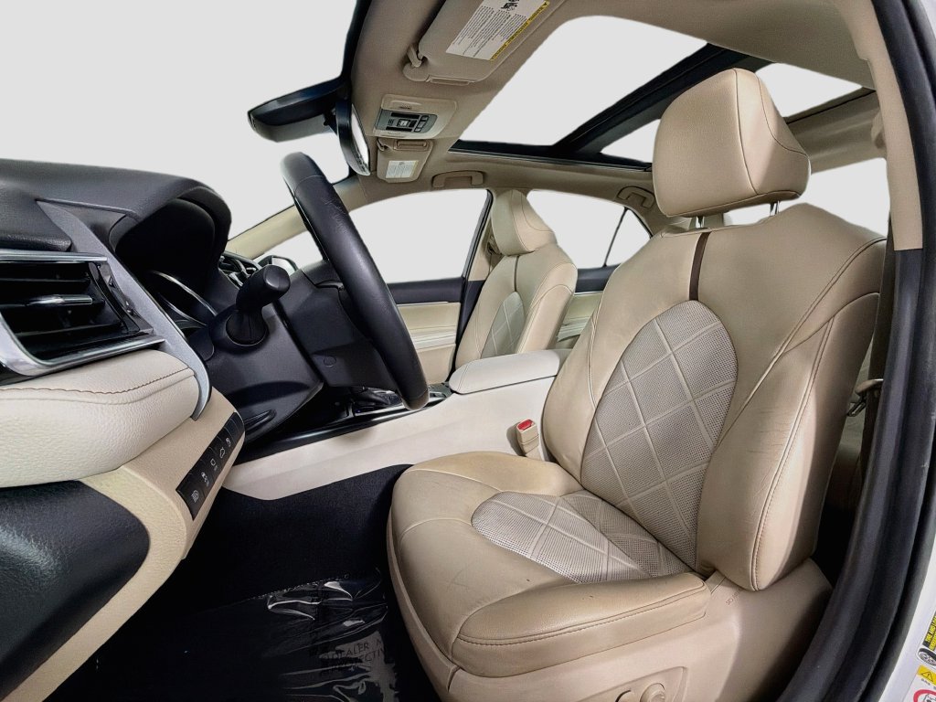 Used 2018 Toyota Camry XLE w/ Driver Assist Package FWD image 21
