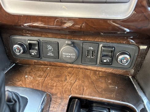 Used 2019 INFINITI QX80 Luxe w/ 22" Wheel Package image 23