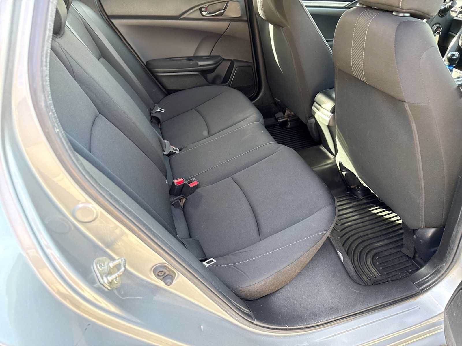 Used 2018 Honda Civic Sport image 19