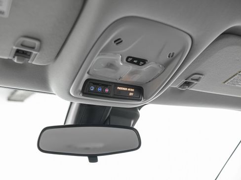 Used 2023 Chevrolet TrailBlazer LT FWD image 25