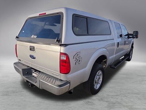 Used 2015 Ford F250 XLT image 8