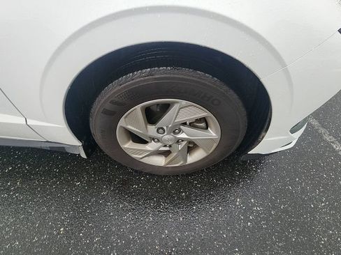 Certified 2025 Hyundai Sonata SE FWD image 18