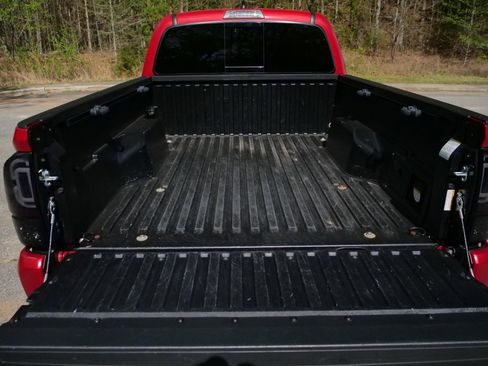 Used 2023 Toyota Tacoma TRD Sport AWD/4WD image 29