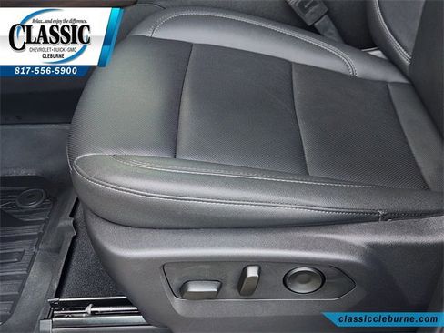 Used 2025 GMC Sierra 2500 SLT w/ SLT Convenience Package image 26