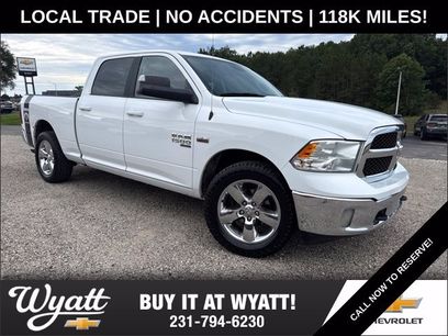 Used 2019 RAM 1500 Classic SLT w/ Luxury Group